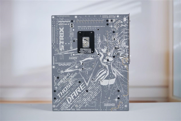 超頻從未如此簡(jiǎn)單！華碩ROG STRIX Z890-A GAMING WIFI S吹雪主板圖賞